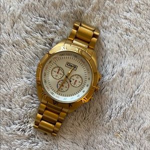 Gold oversized, authentic D&G watch